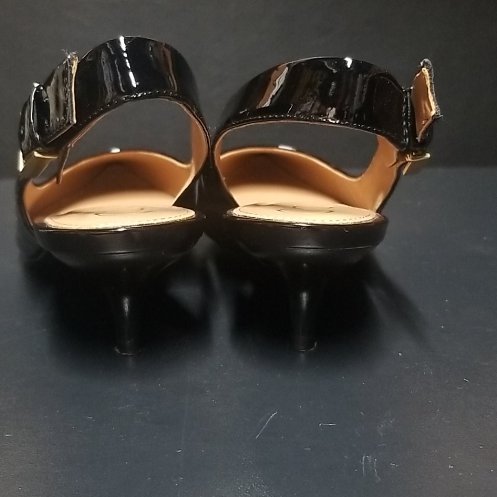 Calvin Klein Luka Patent Slingback Kitten Heel - Picture 2 of 10